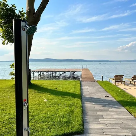 Platan Garden Koezvetlen Vizparti Apartman Lejlighed Balatonboglár